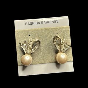 Cream Pearl & Silver Toned Pierced Earrings